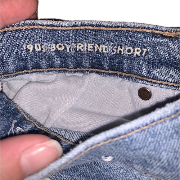 American Eagle Outfitters 90s Boyfriend Denim Shorts Blue Distressed Jean 8 Mom - Picture 5 of 14